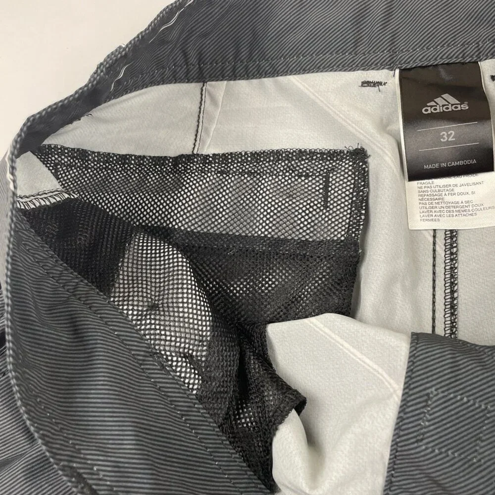 Adidas Hybrid Active Shorts Men’s  34 Performance Poly Stretch Lightweight Black